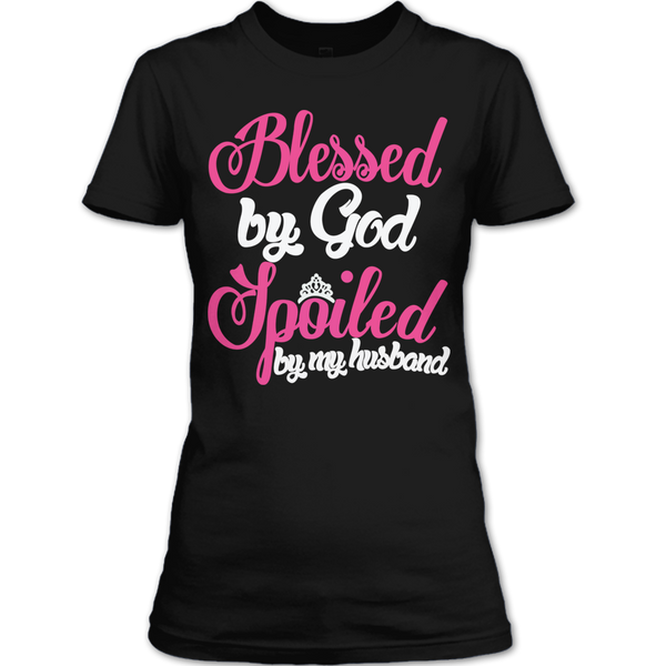 A black t-shirt with the shopify logo