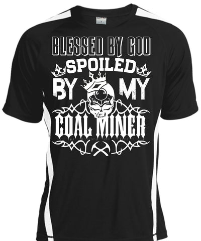 A black t-shirt with the shopify logo