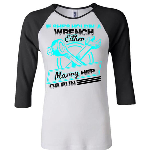 She's Holding A Wrench T Shirt, I Love Mechanic T Shirt, Awesome T-Shirts