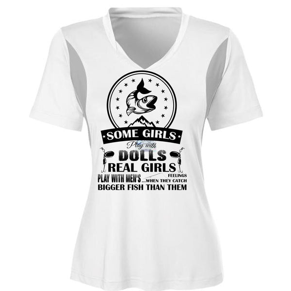 Real Girls Play With Men's When They Catch Bigger Fish T Shirt, Favorite T Shirt