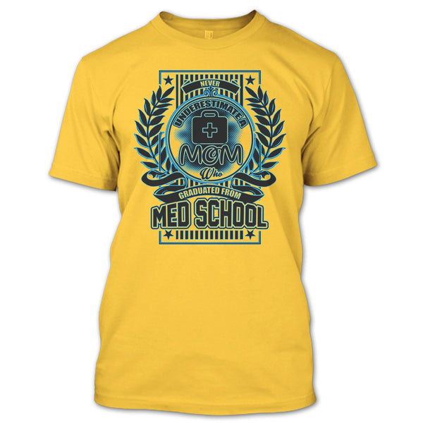 Neve Underestimate A Mom T Shirt, Gift For Mom T Shirt