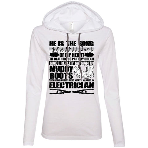 A black t-shirt with the shopify logo