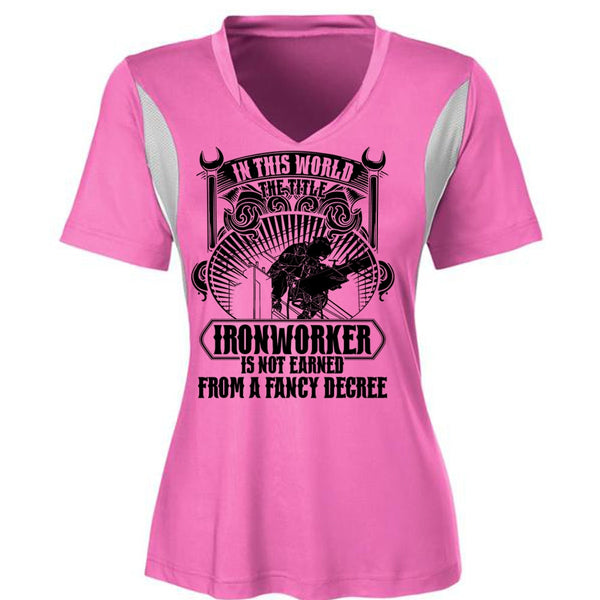 In This World The Title Ironworker T Shirt, I Love Ironworker T Shirt, Awesome T-Shirts
