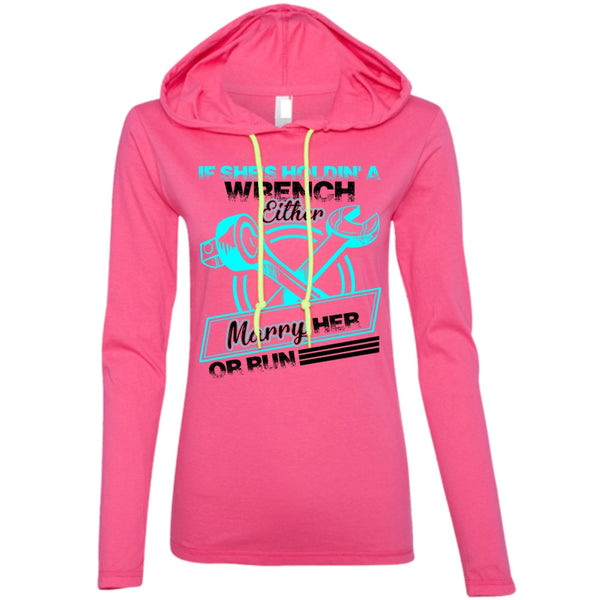 She's Holding A Wrench T Shirt, I Love Mechanic T Shirt, Awesome T-Shirts