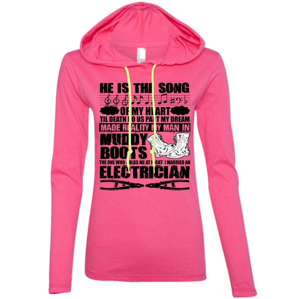 I Married An Electrician T Shirt, I Love Electrician T Shirt, Awesome T-Shirts