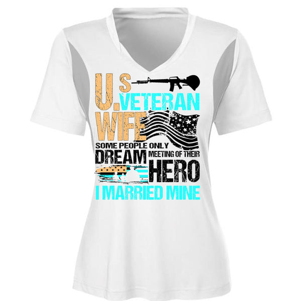 US Veteran Wife T Shirt, I Love Veteran T Shirt, Awesome T-Shirts