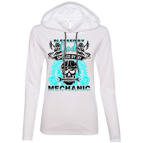 A black t-shirt with the shopify logo