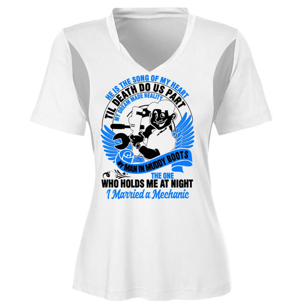 I Married A Mechanic T Shirt, I Love Mechanic T Shirt, Awesome T-Shirts