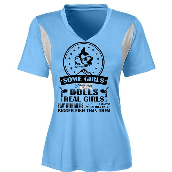 Real Girls Play With Men's When They Catch Bigger Fish T Shirt, Favorite T Shirt