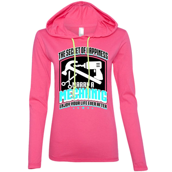 Marry A Mechanic T Shirt, I Love Mechanic T Shirt, Awesome T-Shirts